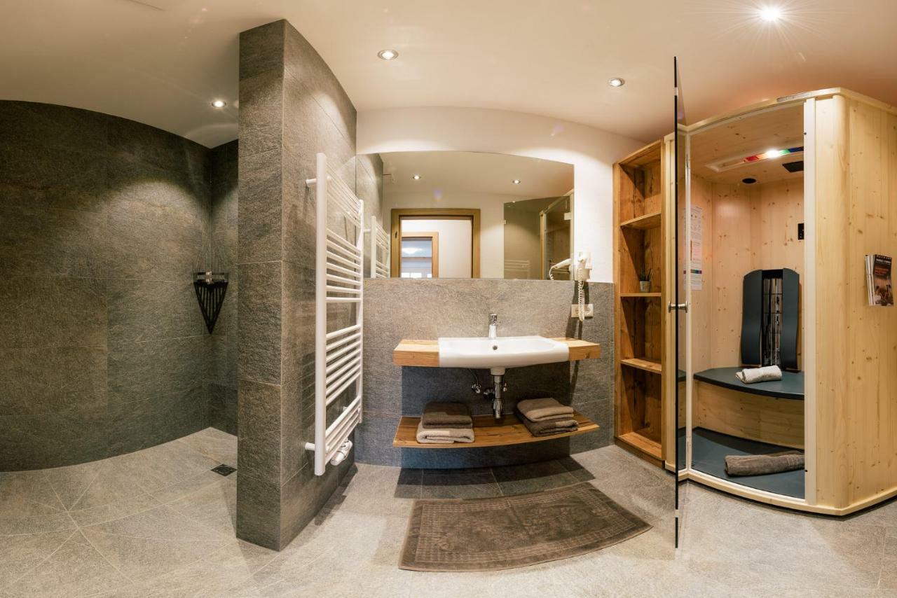 פיס Appartements Alexander מראה חיצוני תמונה